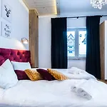 Diamond Relax بيالكا تاترزانسكا